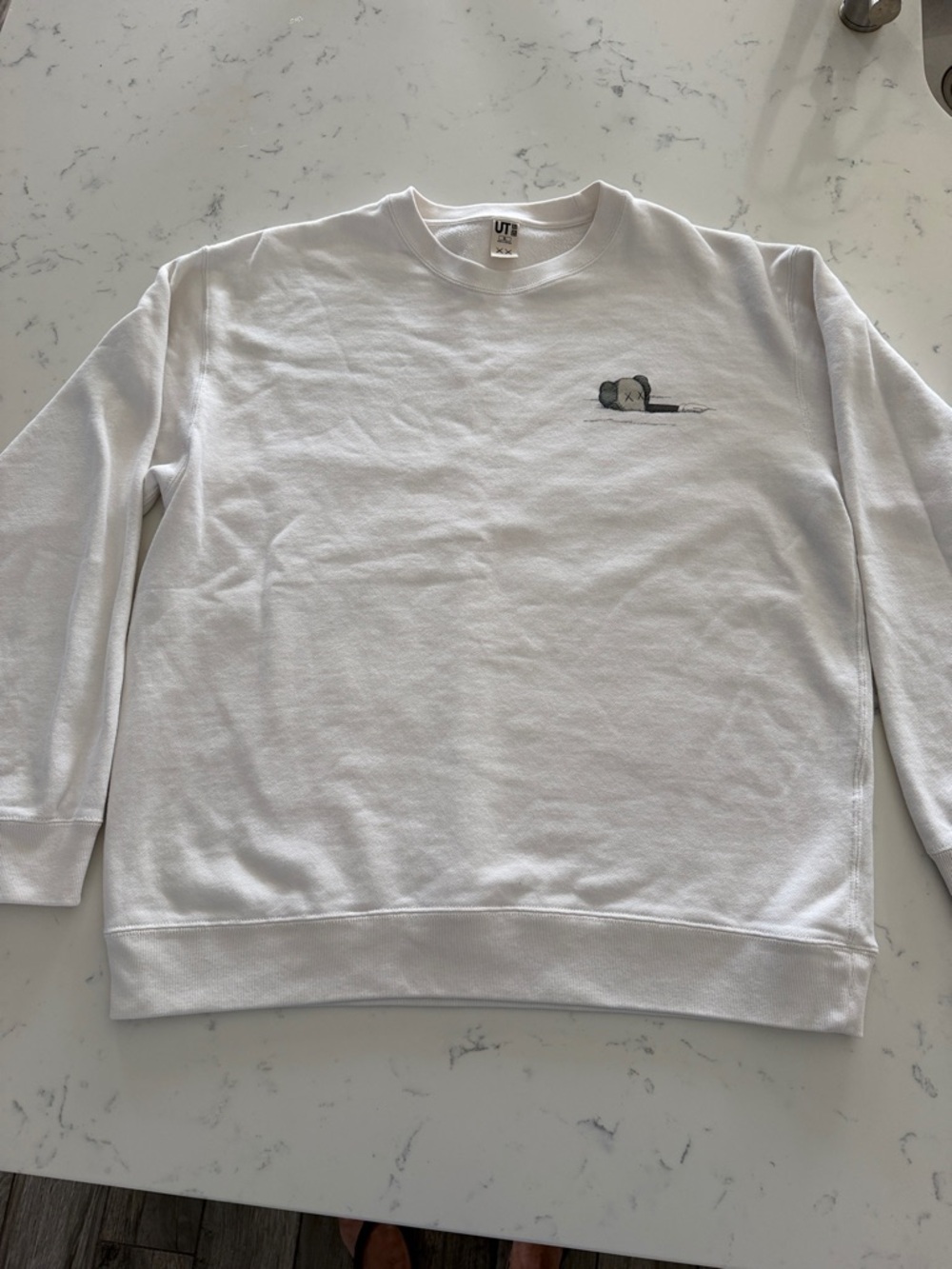 Uniqlo White Crewneck Sweatshirt with Small Chest Embroidery